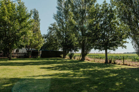 sunsethousefriskn...