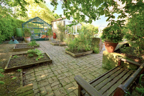Property Image 39