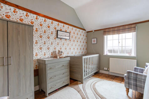 84228_Manor Farm ...