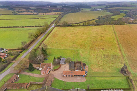 84228_Manor Farm,...