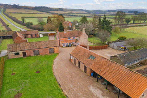 84228_Manor Farm,...