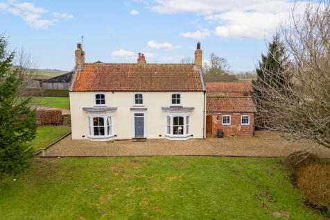 84228_Manor Farm,...
