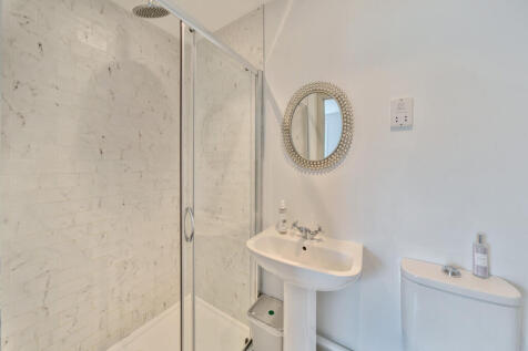 1296458-19-682db8...