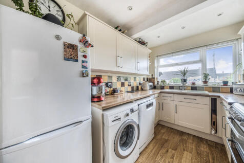 1330708-8-688b51f...