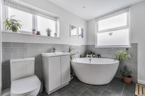 1330708-20-688b54...