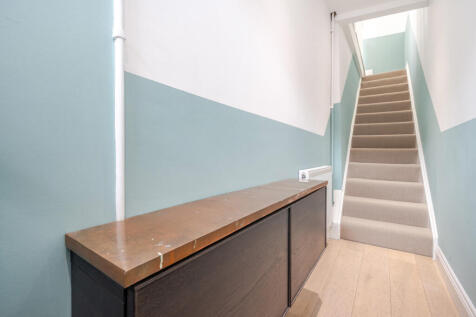 1327626-3-688a243...