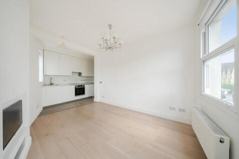 1327626-9-688a272...