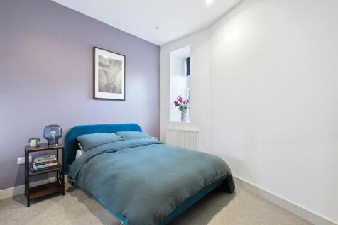 JNEWHPropWorld - 1 Hollywood House - 39 (1).jpg