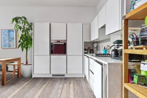 NEWHPropWorld - 1 Hollywood House - 9 (1).jpg