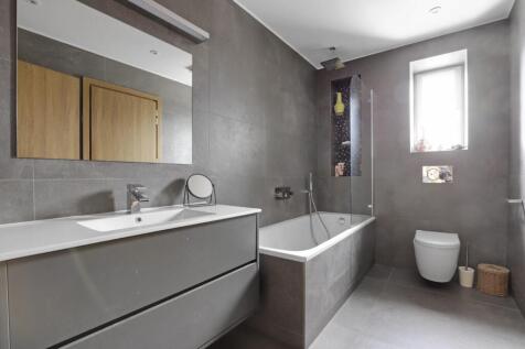 04-92f6JHPropWpen - Flat 5, 25 Samos Road - 10.jpg