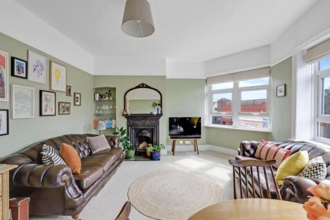 02-0d69JHPropWpen - Flat 2, 195 High Street Penge 