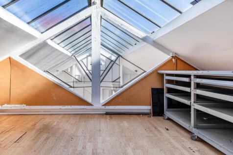 Lea Bridge 2 - Lo...