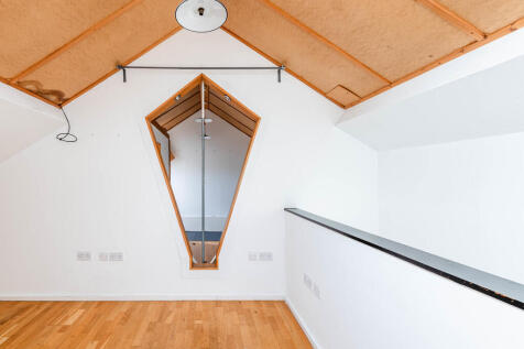 Lea Bridge 2 - Lo...