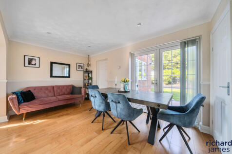 ef0fef089e2e4d2aa28d6fa918cf9526