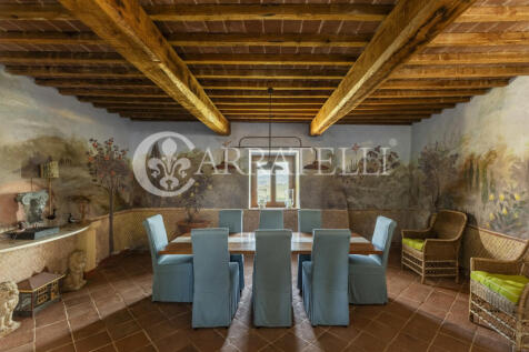 Casale con Piscina a