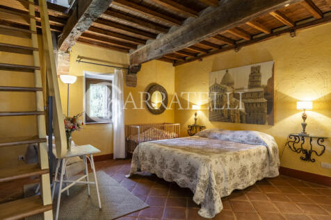 Casale con Piscina a