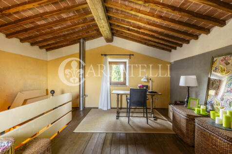 Casale con Piscina a