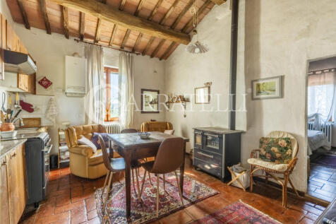 Casale in campgna a 