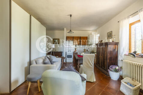 Casale in campgna a 