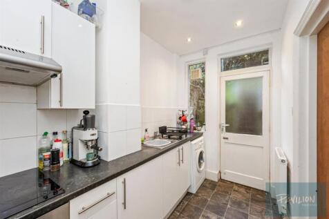 Milner Road 122-012.JPG