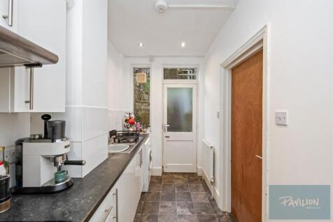 Milner Road 122-014.JPG