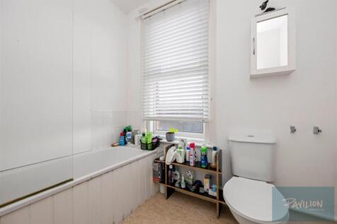 Milner Road 122-007.JPG