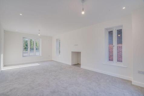 Triple Aspect Living Room