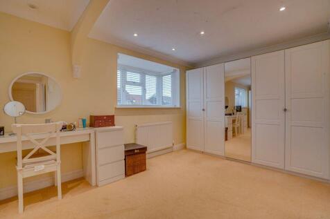 Principal Bedroom (3)