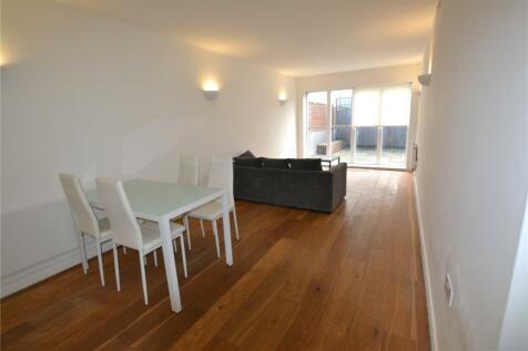 3 Bedroom Flats To Rent In North London Rightmove