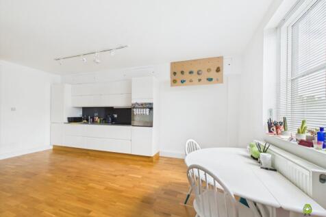 Nicoleta Aliman EweMove Bexleyheath