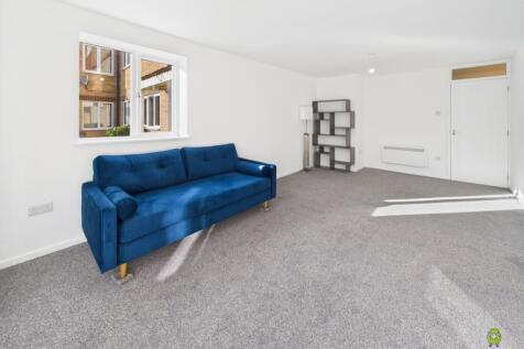 Presented by Clinton at EweMove Bexleyheath and Da