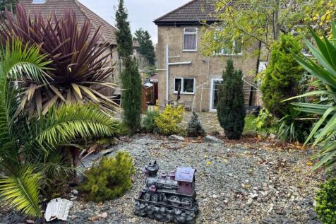 Presented by Kevin at EweMove Bexleyheath and Dart