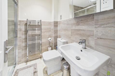 Presented by Clinton at EweMove Bexleyheath and Da