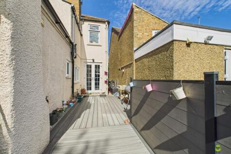 Presented by Kevin at EweMove Bexleyheath and Dart