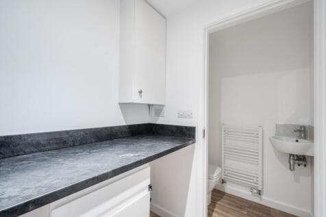 1329314-12-687e2751c2f43