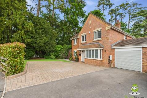 EweMove Estate Agents Basingstoke 7 Basingfield Cl