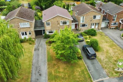 EweMove Estate Agents Basingstoke - Coniston Road 