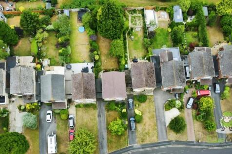 EweMove Estate Agents Basingstoke - Coniston Road 