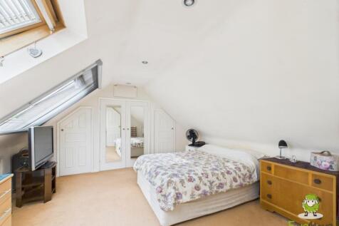 EweMove Basingstoke Olivers Close 