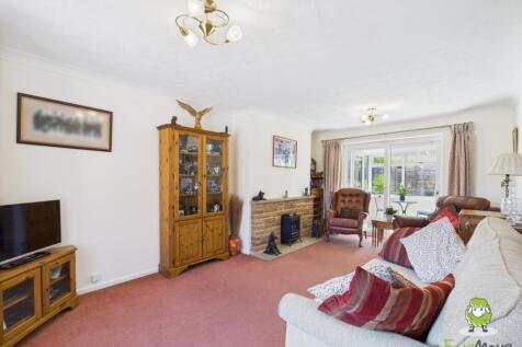 EweMove Estate Agents Basingstoke - 14 Lambs Row