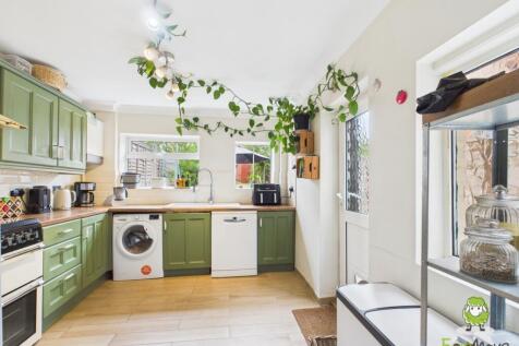 EweMove Estate Agents Basingstoke