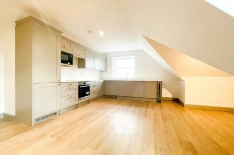 Flat 6, 57 Malden Road (i).jpg