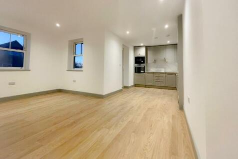 Kitchen-Living (ii).jpg