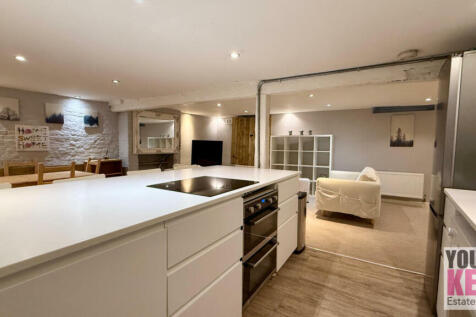 Folkestone estate agents, Your Key Move - Sandgate