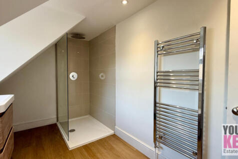 Folkestone Estate Agents, Your Key Move - Victoria