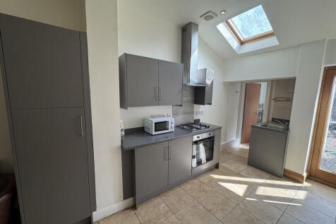 20250812_14303700...