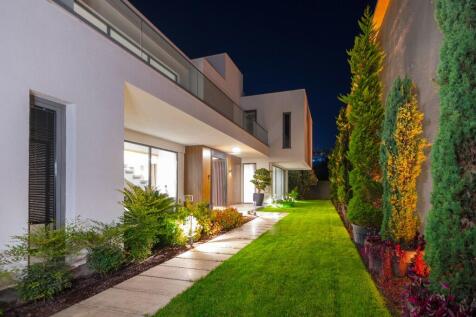 Property Image 79
