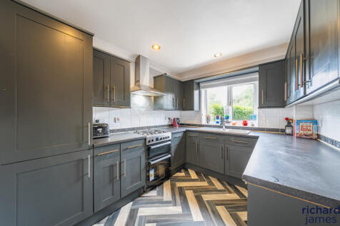 11a24a39-eb54-448...