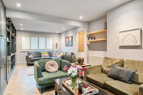 1298010-8-68382ff...