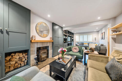 1298010-9-6838300...